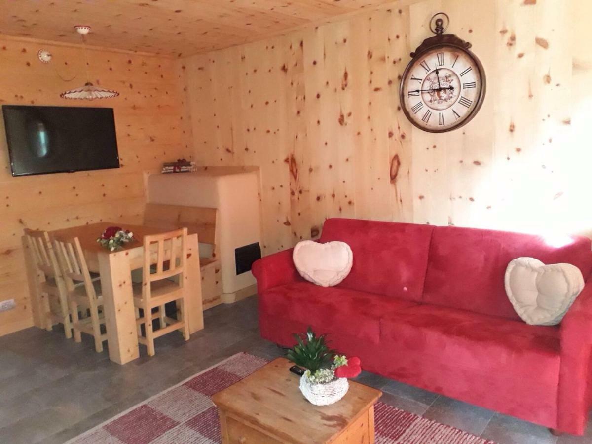 Al Bait Del Legn Apartment Bormio Exterior foto